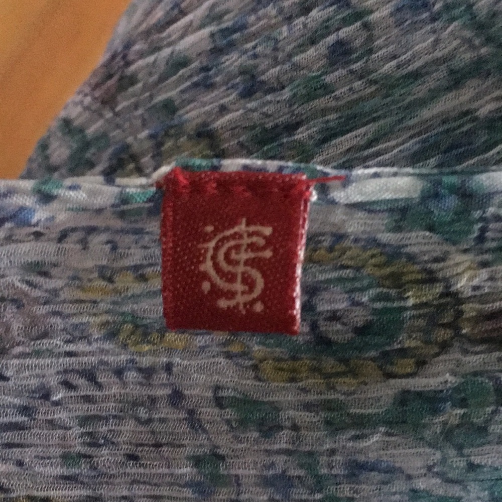 Scarf - Picture 4 of 4